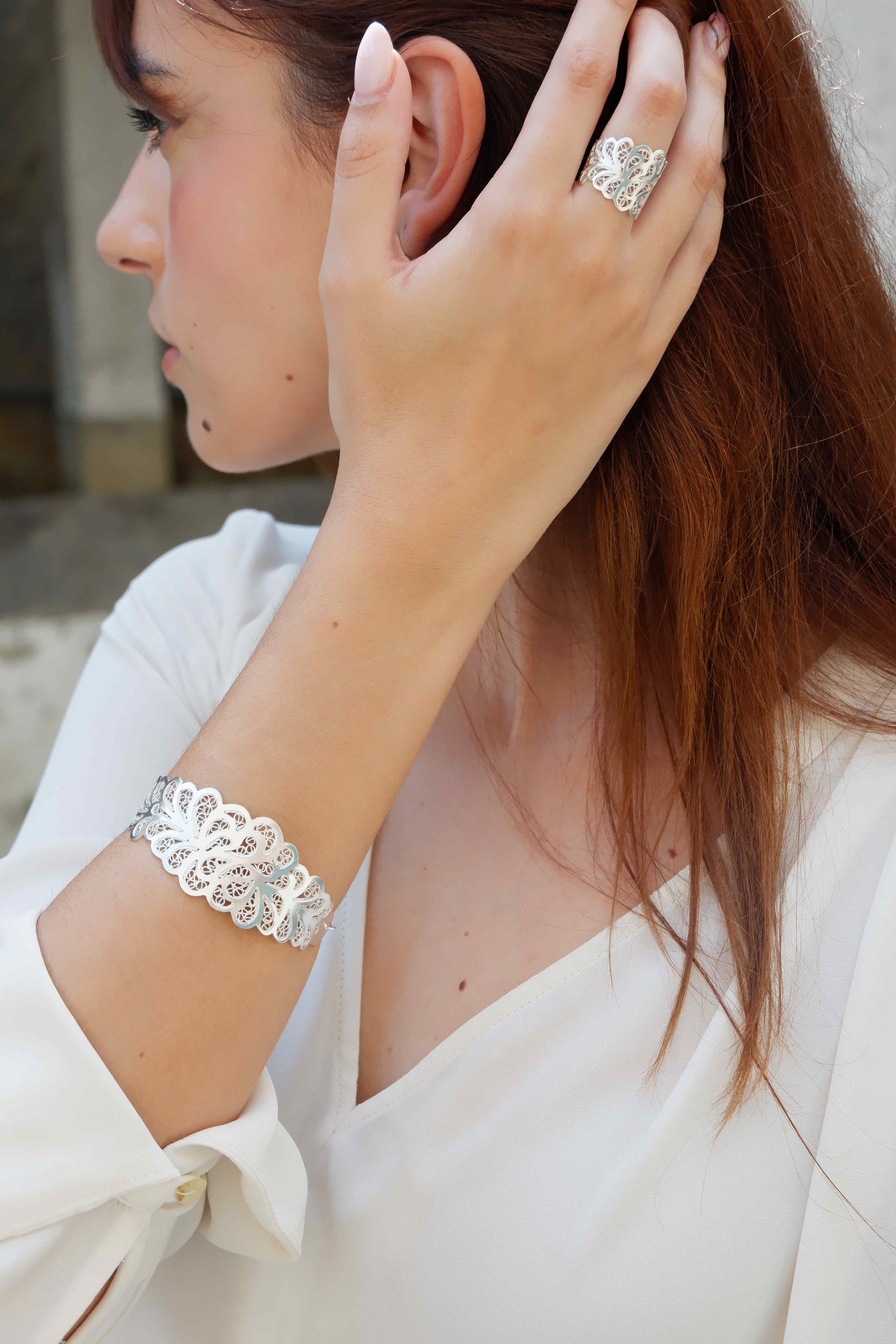 Cleopatra IV Bracelete Prateada
